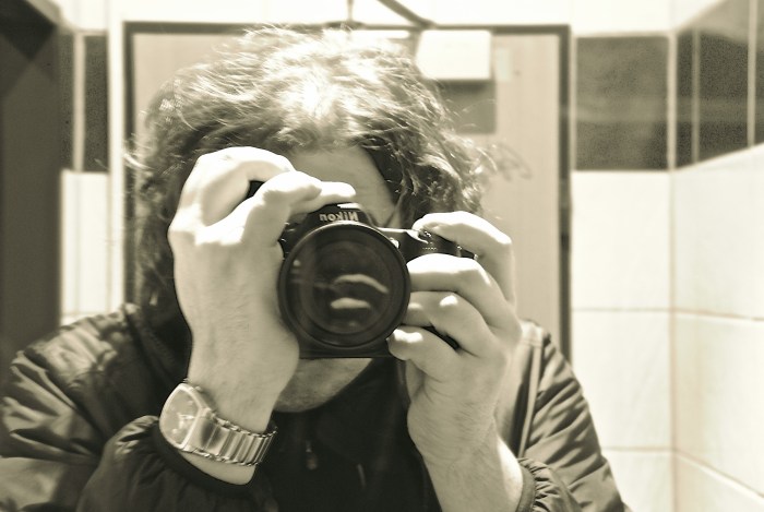 EL AUTOR EN ALGÚN LUGAR DESCONOCIDO DE BERLÍN.